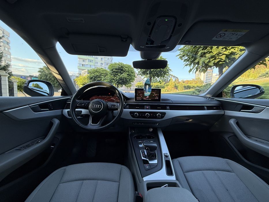 Audi A5 2.0  S-line 190 Ultra Virtual Cockpit
