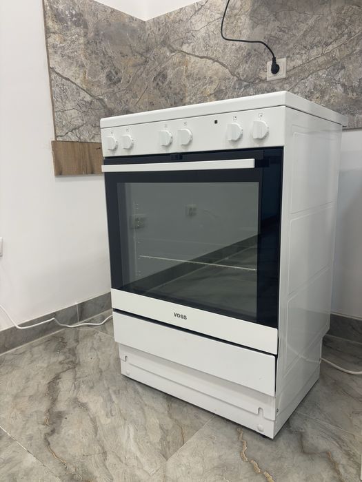 Готварска печка Voss/Electrolux 73 литра