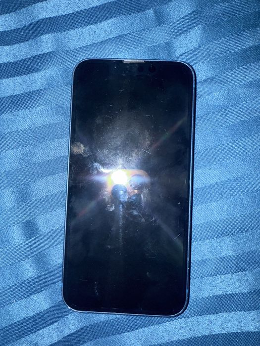 Iphone 13 mini sotiladi yaxshi xolatda