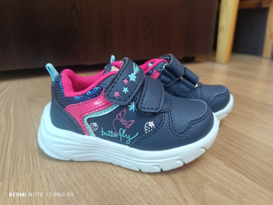 Детски обувки Колев и Колев кожени и маратонки Mat star