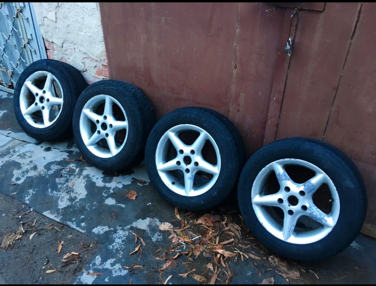 Set jante 15" Bmw, anvelope iarna 185 65 R15