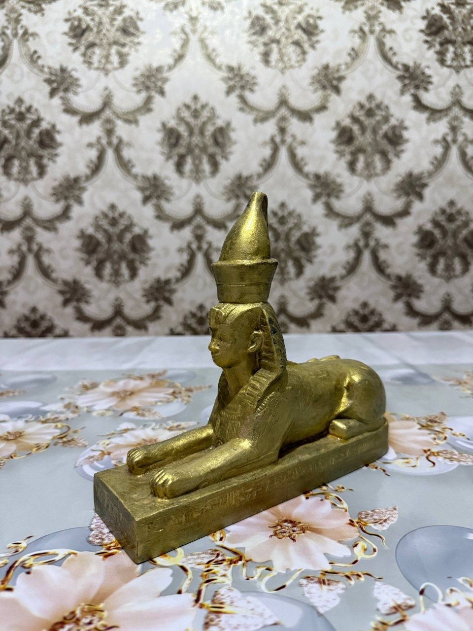 Антиквар Сфинкс алюминдан ясалган