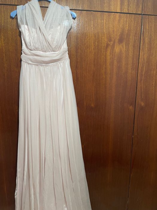 Дълга официална розова рокля