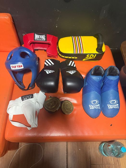 Echipament Kick box
