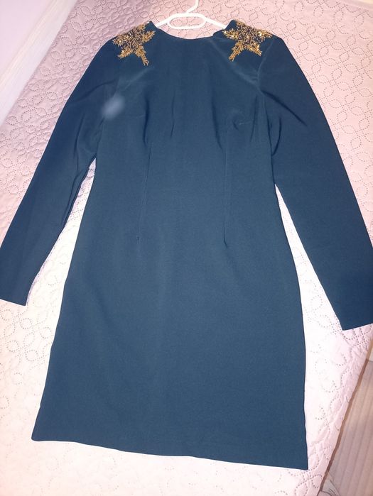 Разноцветни рокли за различни поводи