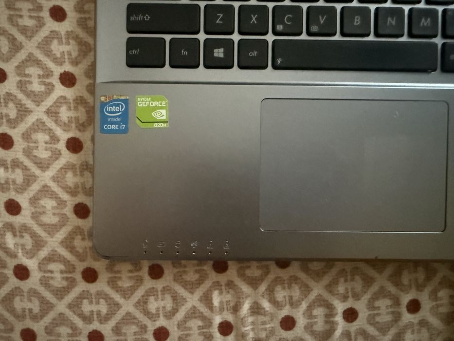 Laptop ASUS x550L