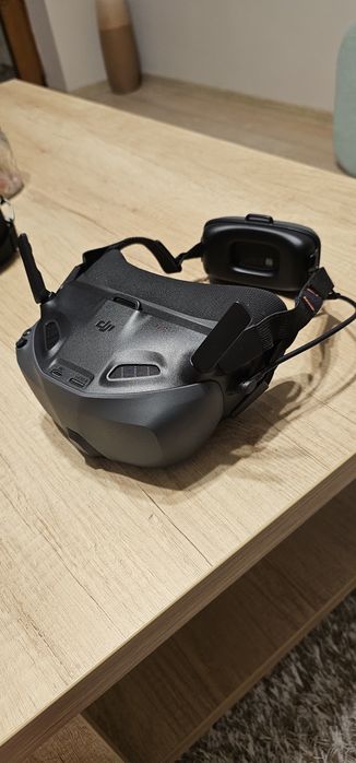 Drona DJI Neo si accesorii