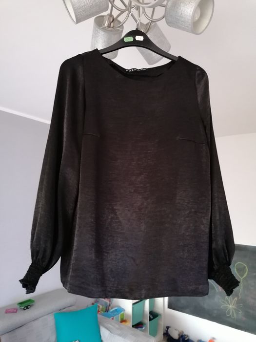 Bluza neagra Poema