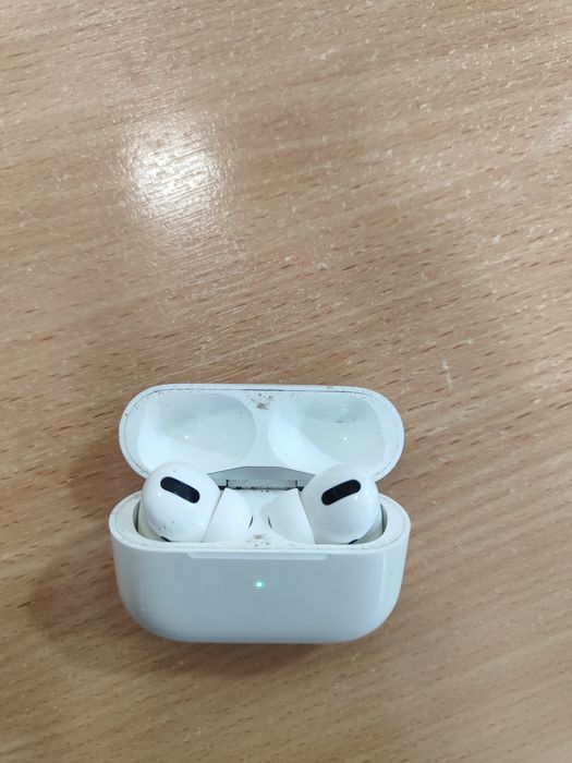 Продаю airpods pro 2 оригинал