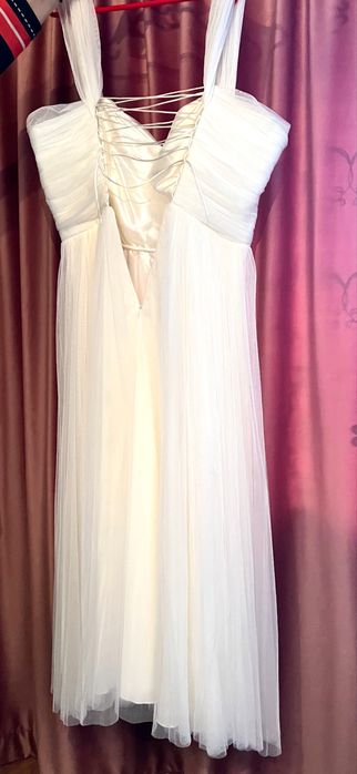 Rochie crem marca Ana Radu