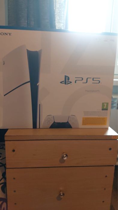 PlayStation 5 идеально новая