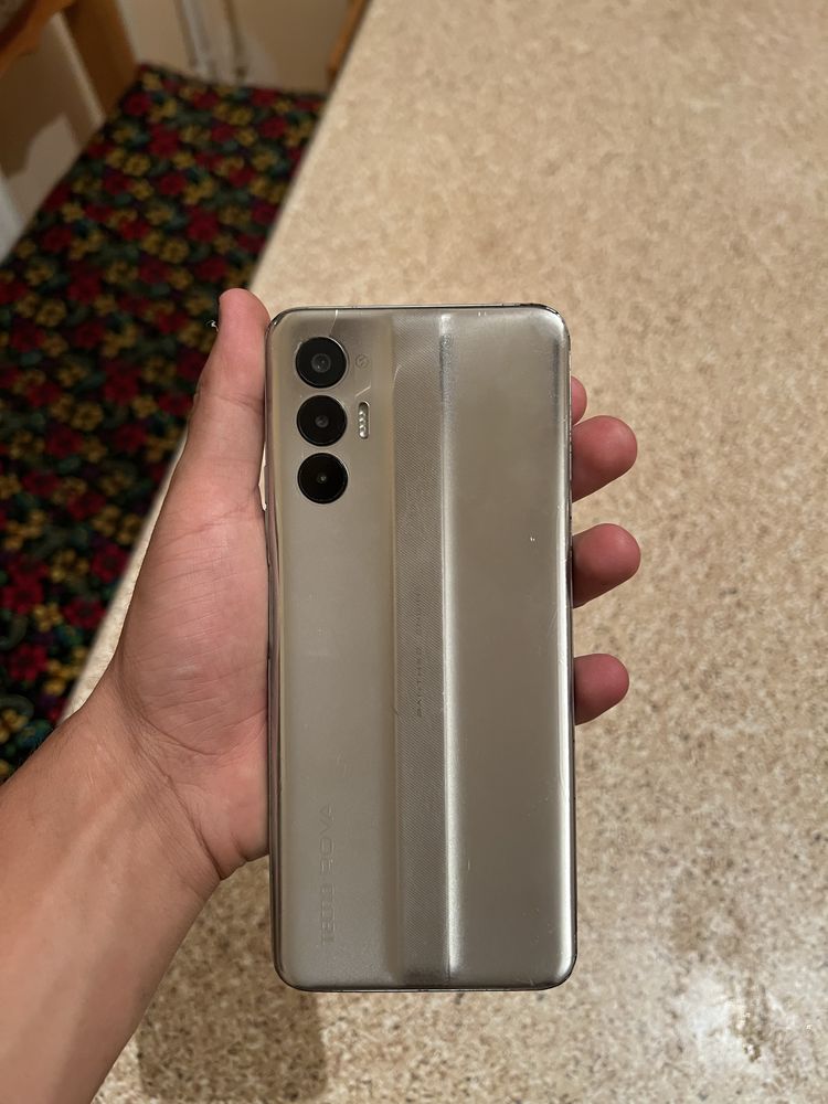 Tecgno pova sotiladi narxi 430000 kar dak full