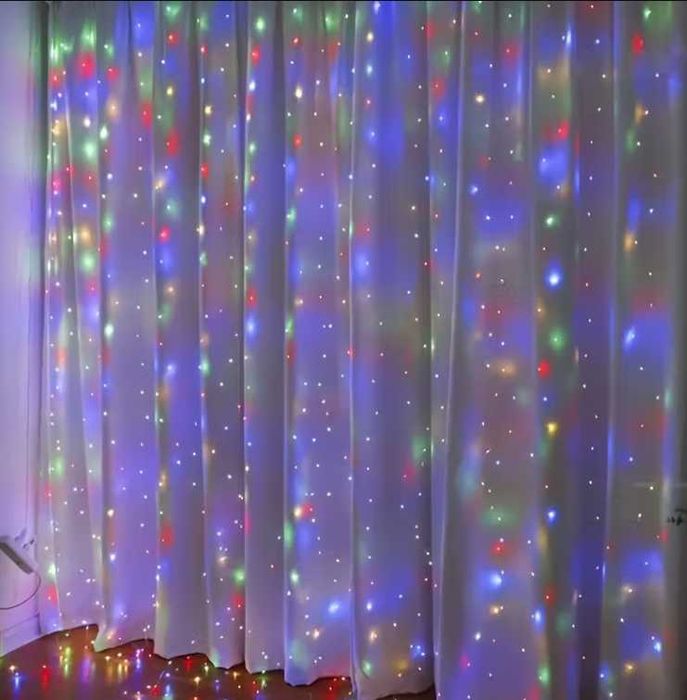 Коледни LED лампички завеса – 3x2м, дистанционно и USB с 8 програми