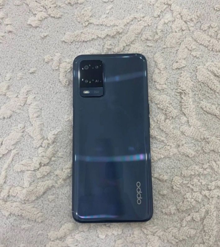 Oppo a 54 sotiladi srochni