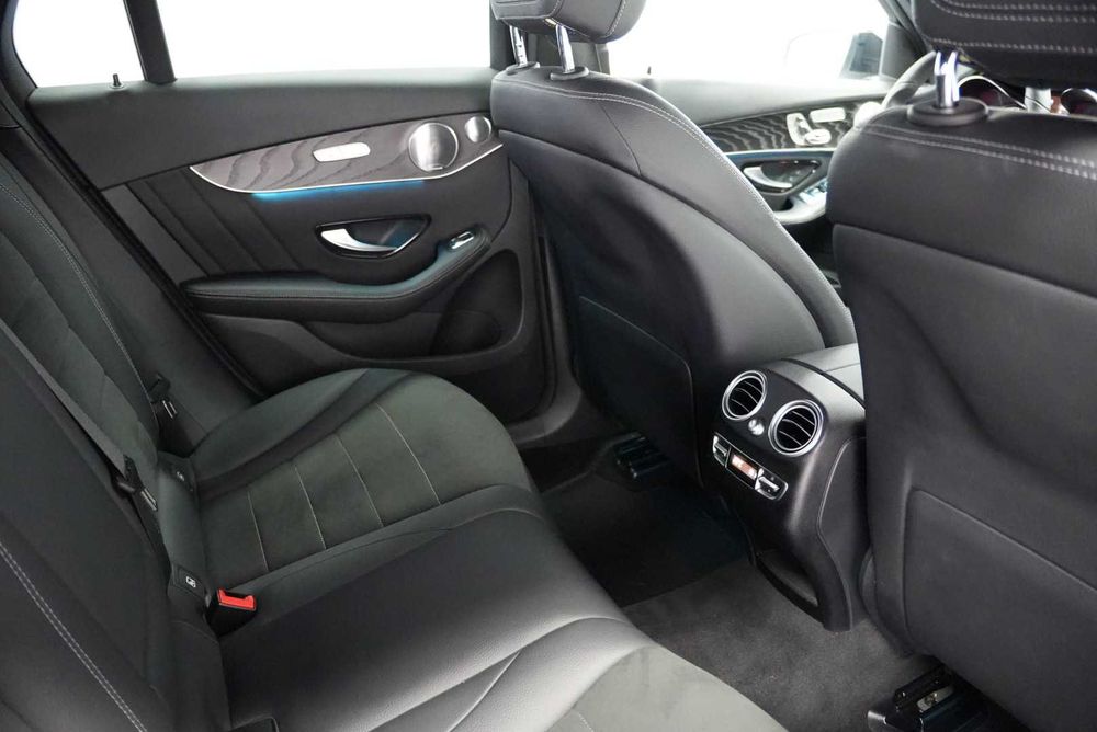 Mercedes-Benz GLC Coupe 300 4MATIC Posibilitate Leasing