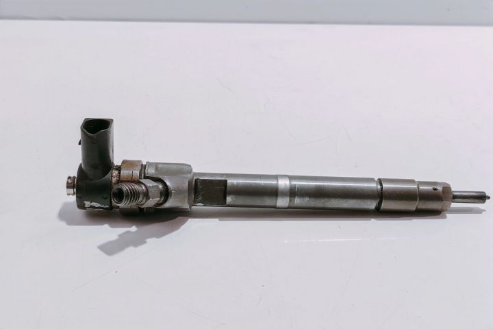 Injector  2.2 cdi A6470700087 / 0445110192 Mercedes-Benz Sprinter a 2