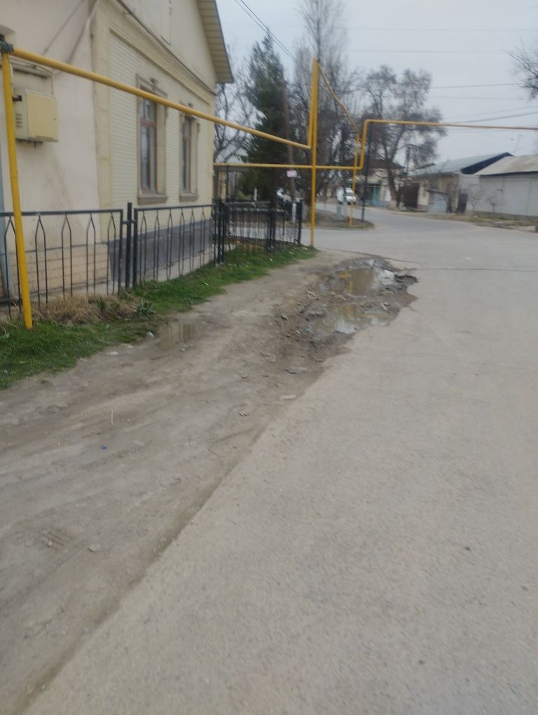 Yer sotiladi 3,8 sotix yashnabot rayoni argin maxalasida