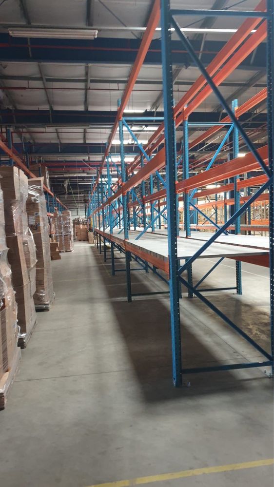 Rafturi metalice profesionale