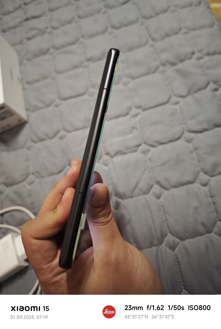 Xiaomi 12.  8ram/256gb