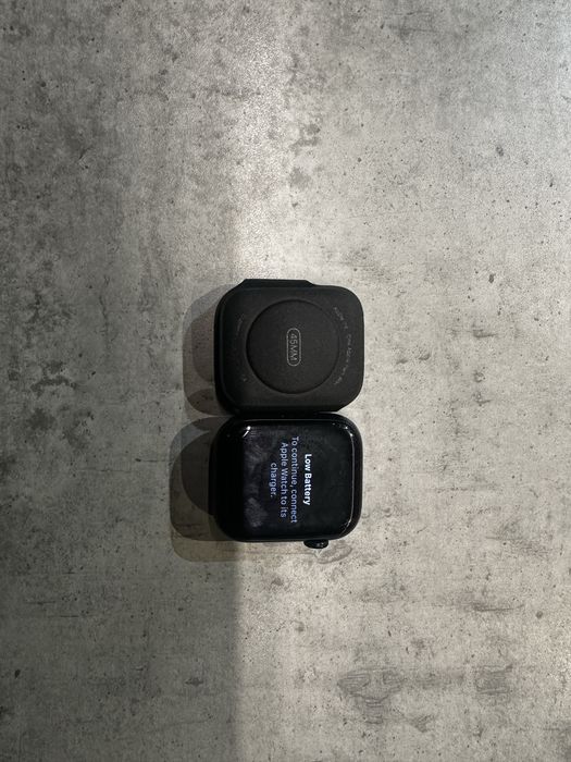 Apple Watch series 8 45mm