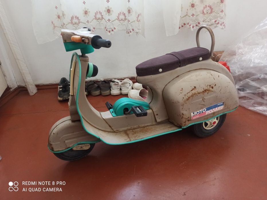 Детский  ретро мотороллер Кроха