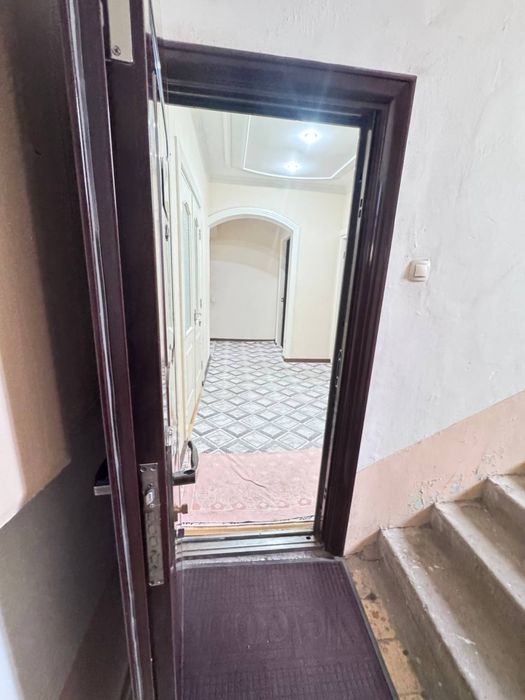 ТАХТАПУЛ Себзор 4/3/5 Тоза ремонт бал: 2х6 обш: 90 кв.м ор; Ташкент