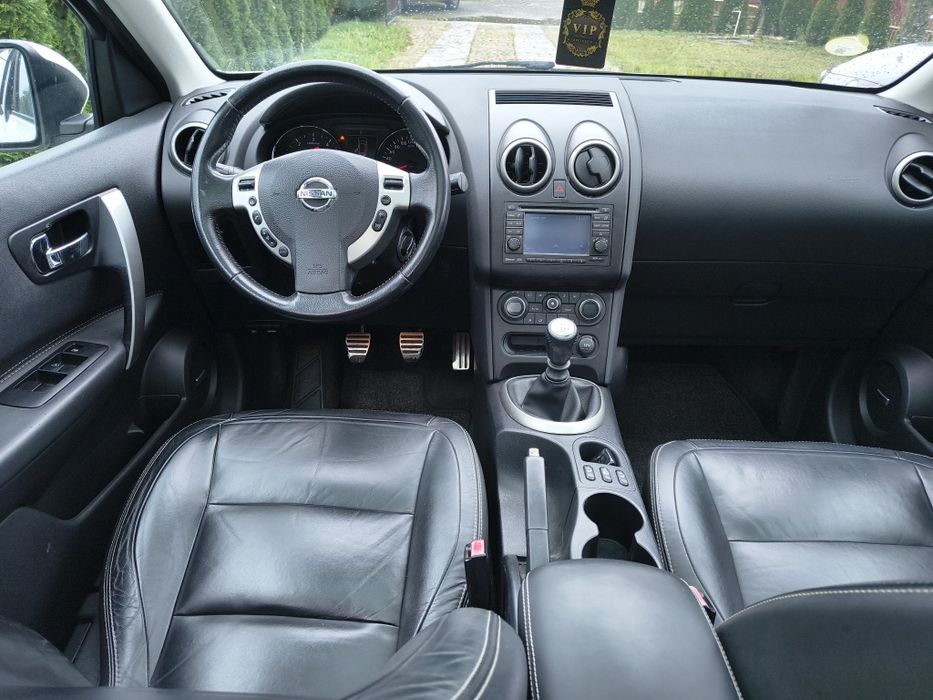 Nissan Qashqai avariat spate preț fixxxx