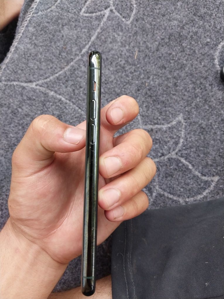 Iphone 11 pro 128 talik