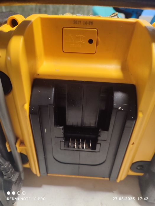 Radio șantier dewalt dcr020