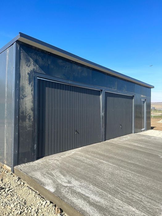 Vindem garaje metalice auto