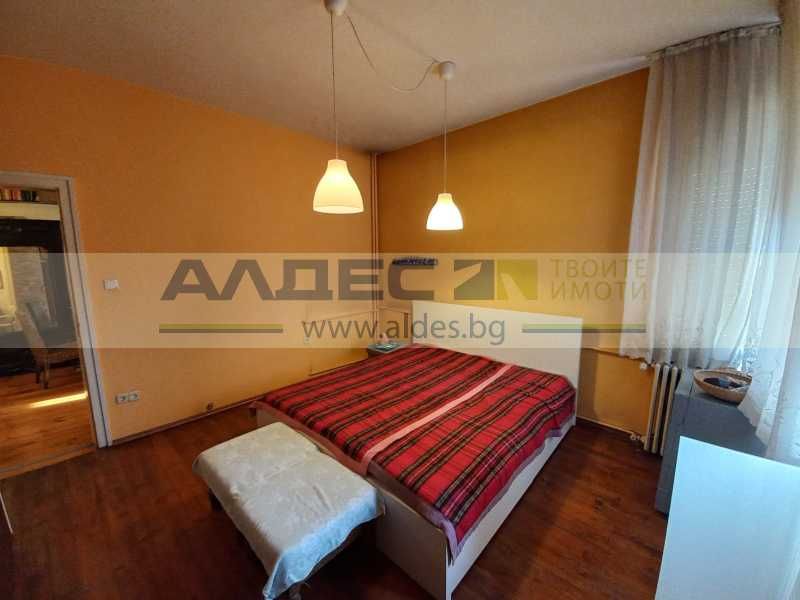 Продава се Четиристаен апартамент в София, Център - 110 кв.м за 3591 €/кв.м - Снимка #6