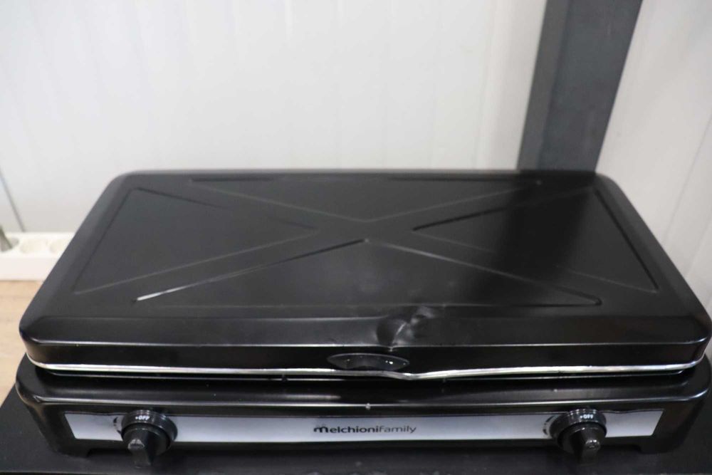 Газов котлон Melchioni Family Minerva 2 LPG, леко огънат капак