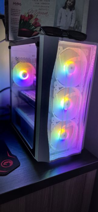 Vând unitate pc-gaming,urgent .