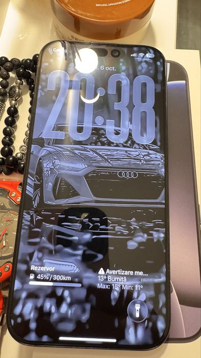 Vand Iphone 16ProMax512 plus 13luni garantie factura