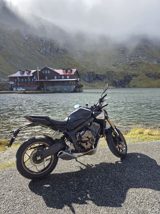 Honda CB650R 2025 e-clutch schimburi