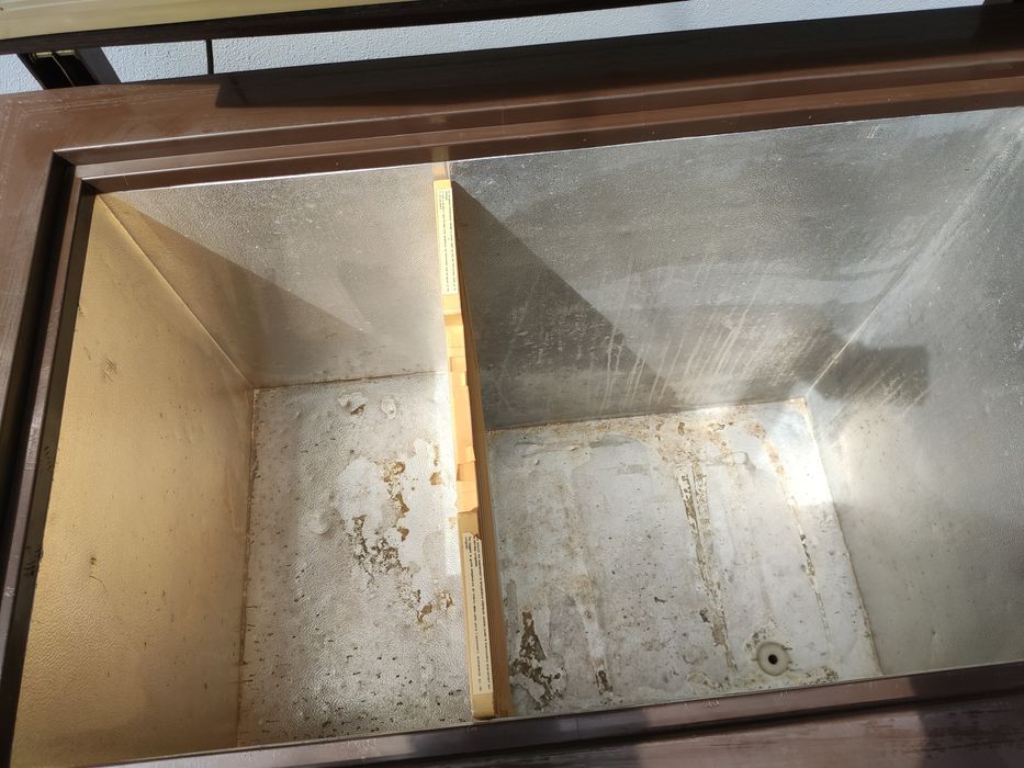 Donez Lada frigorifica AEG