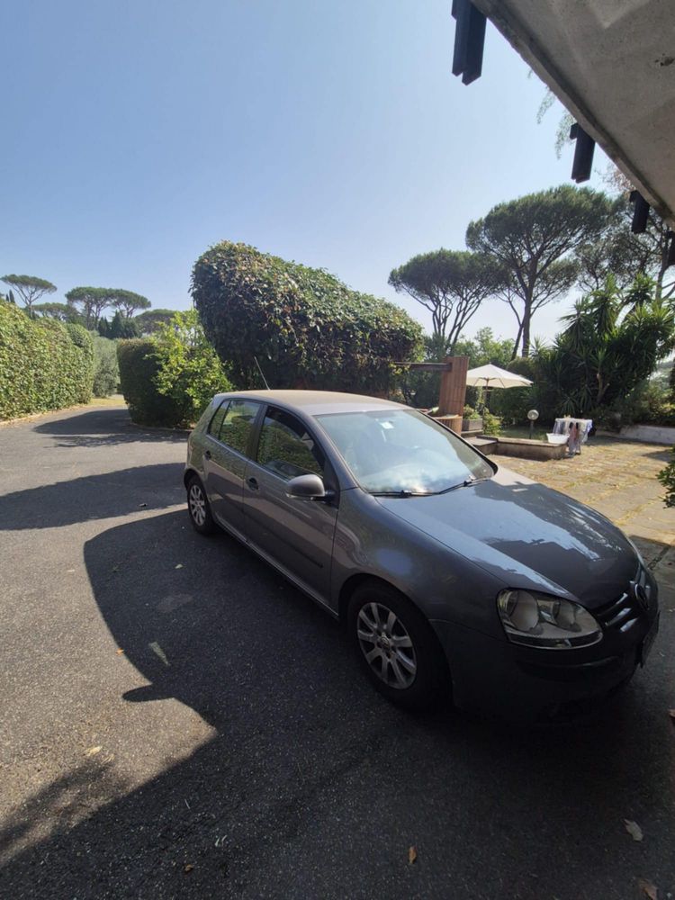 Vand golf 5 in perfecta stare de functionare