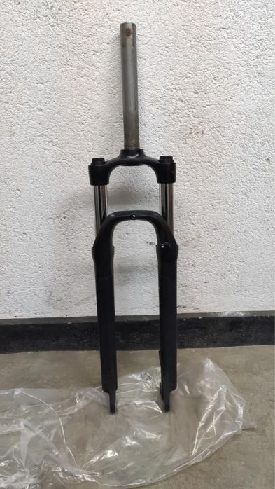 Предна вилка suntor XCE за 29 цола гуми