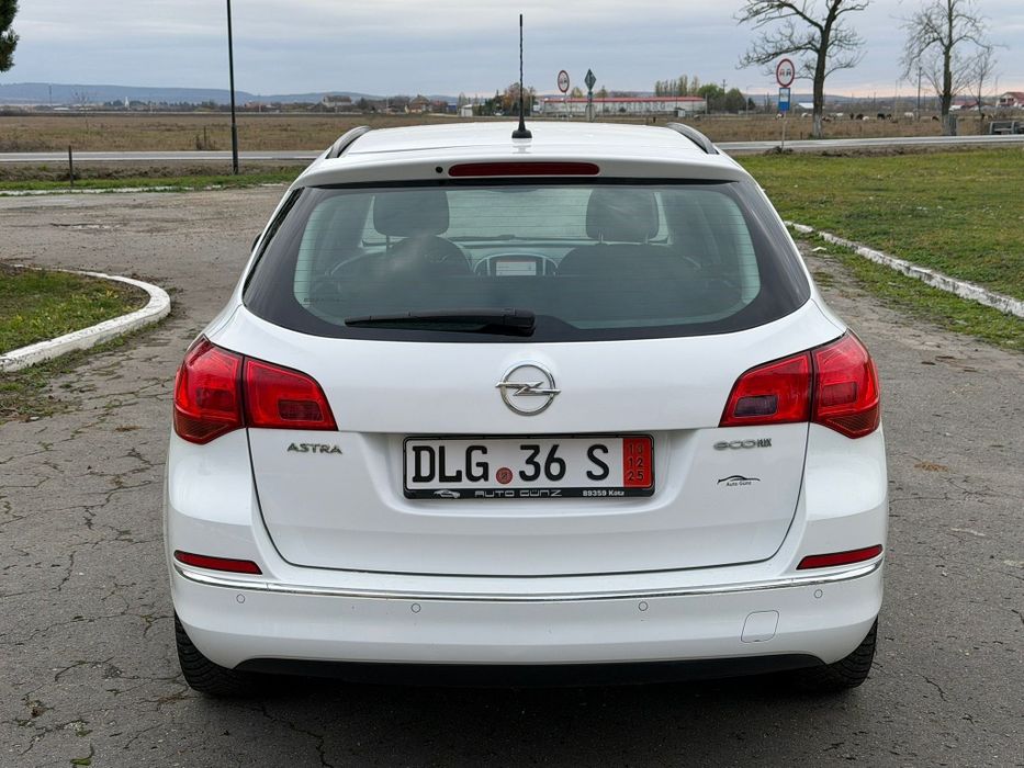 Vând Opel Astra j 2015 euro 6