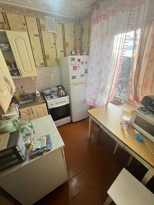 Продается 2-х ком квартира в 18 мкрн, ул. 50 Лет Октября 14. 8 мил