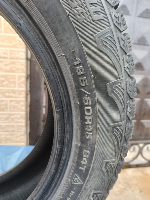 Зимние шины 185 60 R15