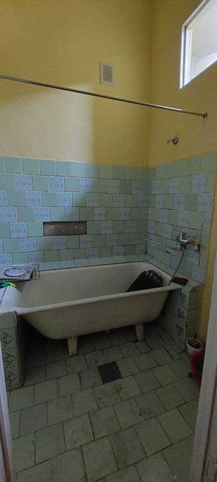 Продается 3-комнатная квартира в центре города  №374