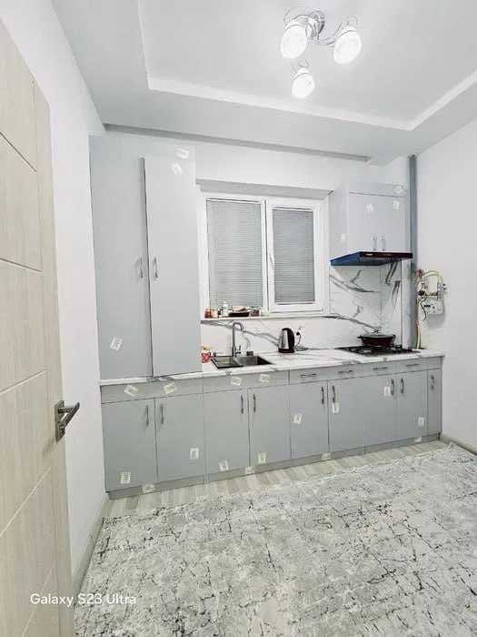 Zarafshan сити 3/11/12 евро квартира 85м2 срочно продается: Яккасарай