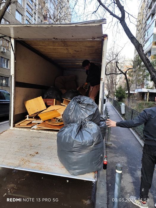 Debarasare evacuare vegetație mobilă fiare moloz etc