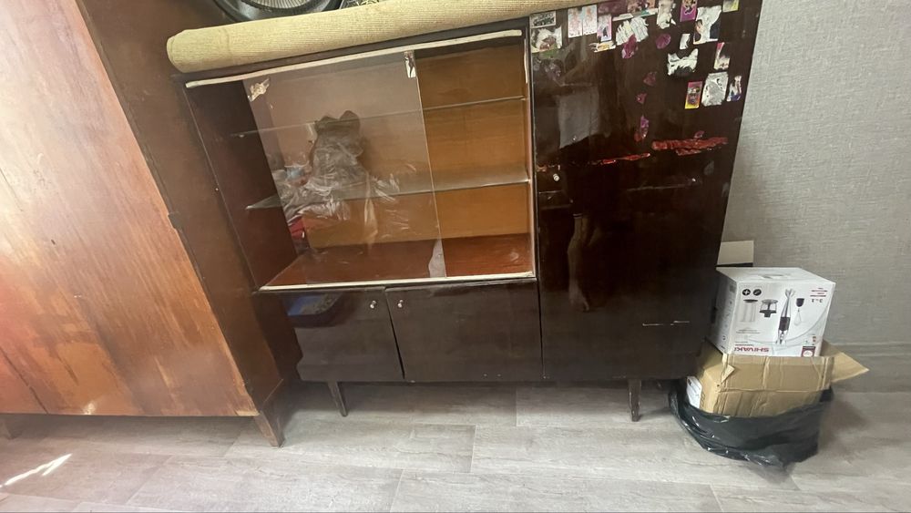Продам старую мебель