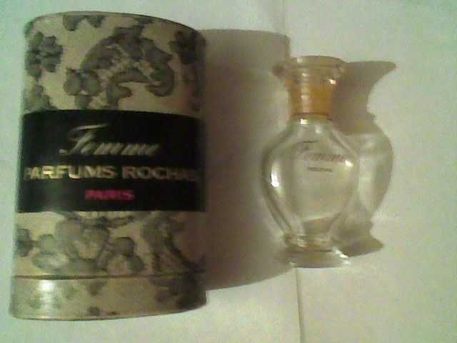 Коробка и флакон от винтажных французских духов Femme Rochas