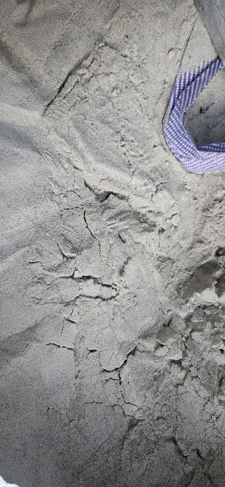 Adezivi-Nisip rosturi