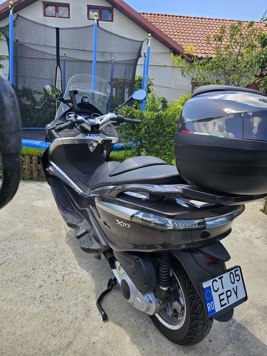Vând piaggio x10 125cc