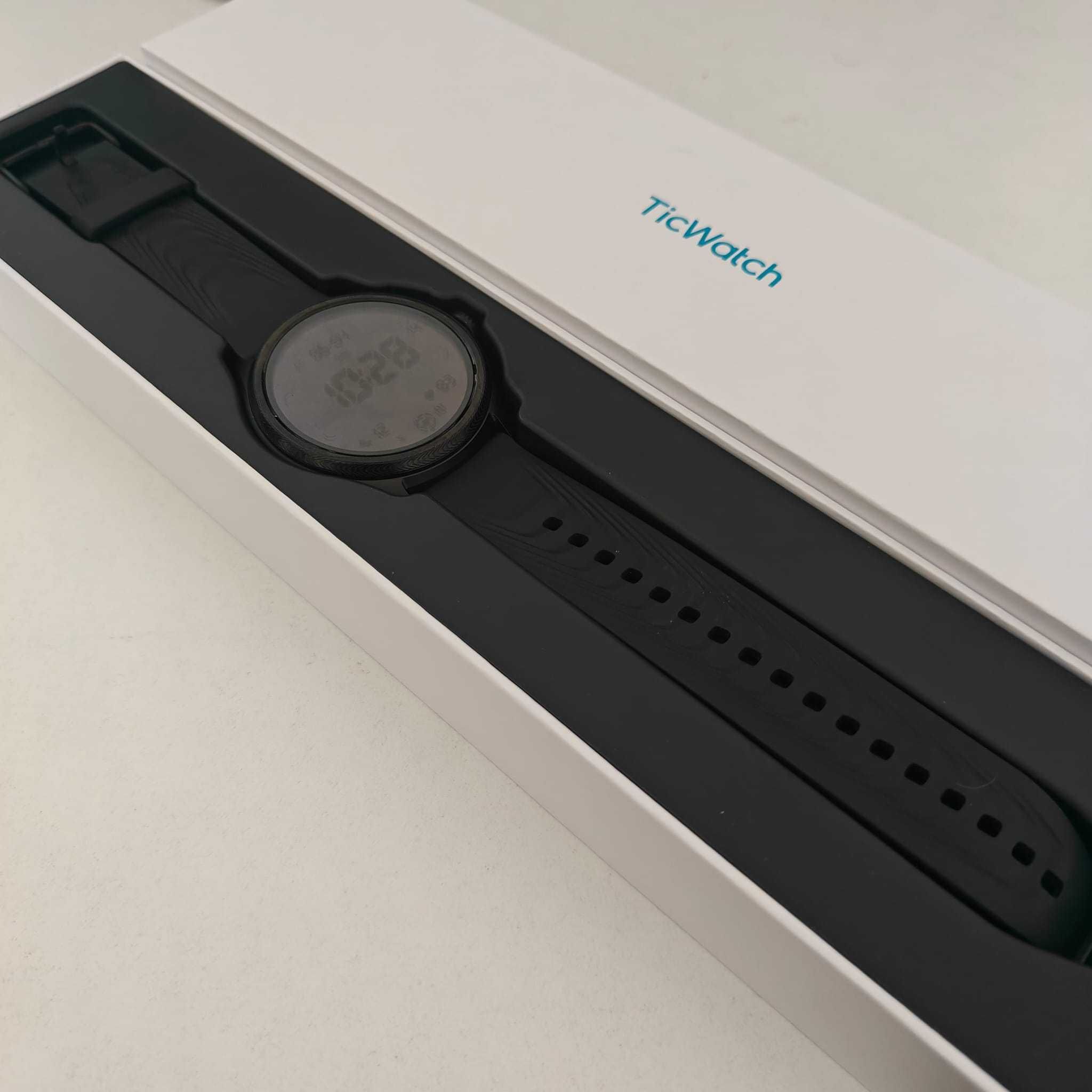 TicWatch Pro 5 Enduro