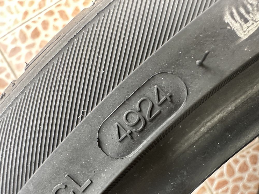 2 бр. летни гуми APTANY RA301 255/35R19 96Y XL DEMO DOT24